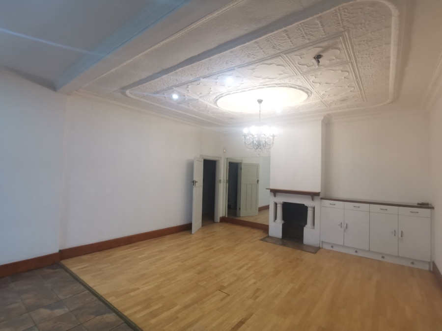 To Let 4 Bedroom Property for Rent in Vincent Eastern Cape